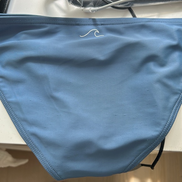 Roxy Youth XL (14) bikini - Picture 5 of 7